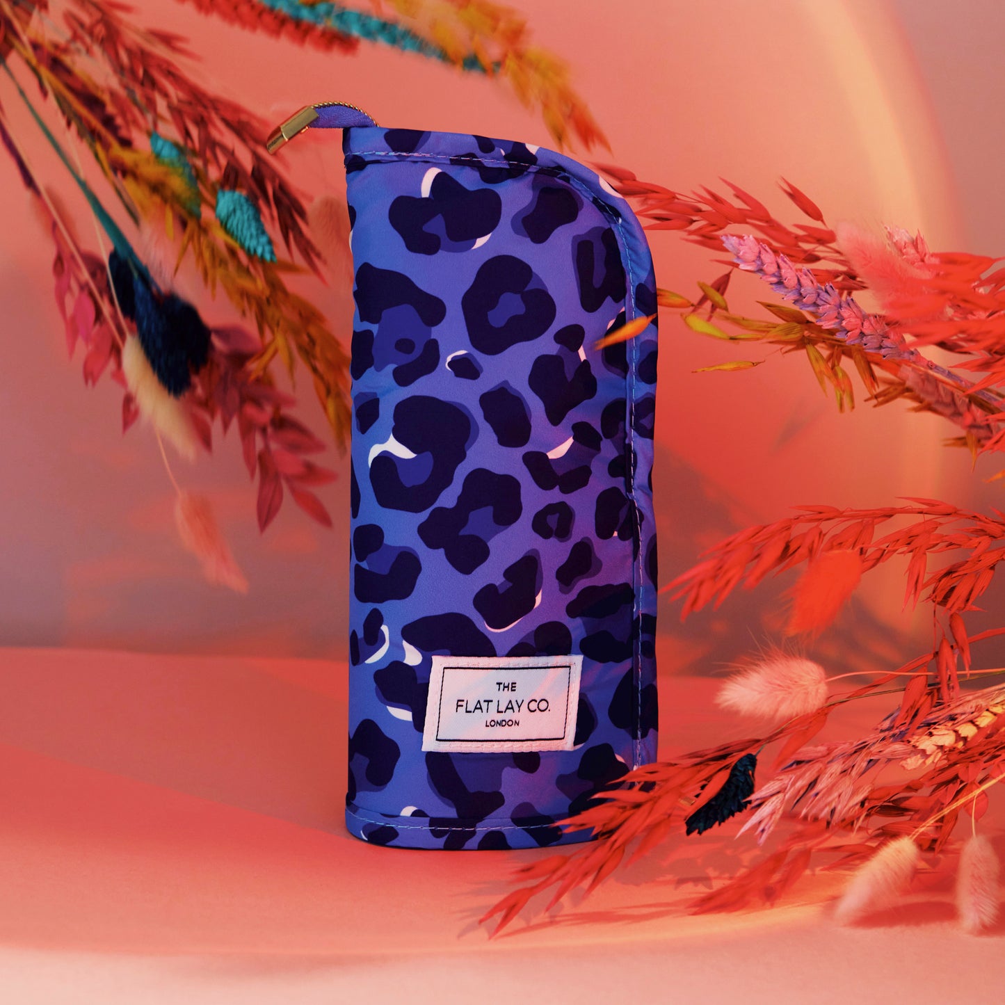 Standing Brush Case - Blue Leopard