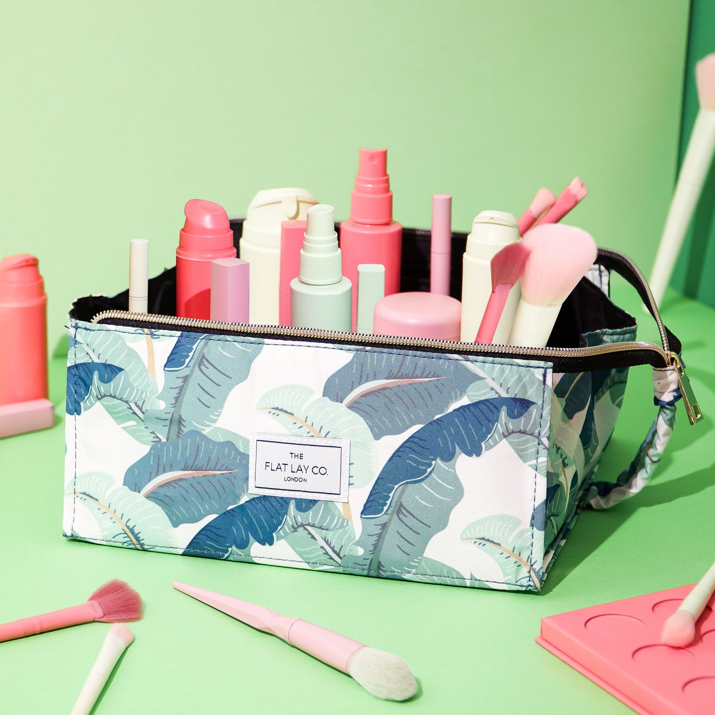 XXL Flat Lay Makeup Box Bag - Tropical Leaves