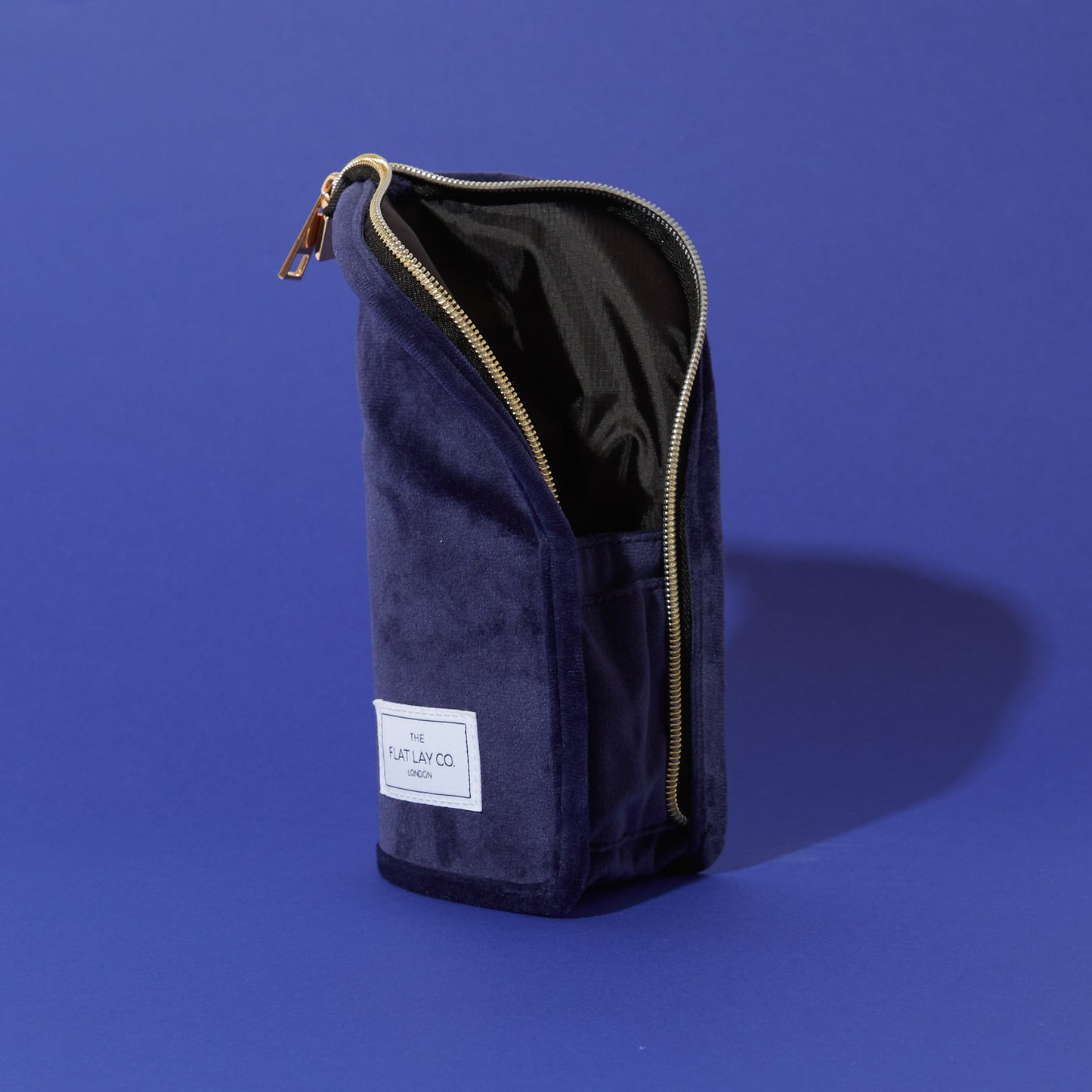 Standing Brush Case - Deep Blue Velvet
